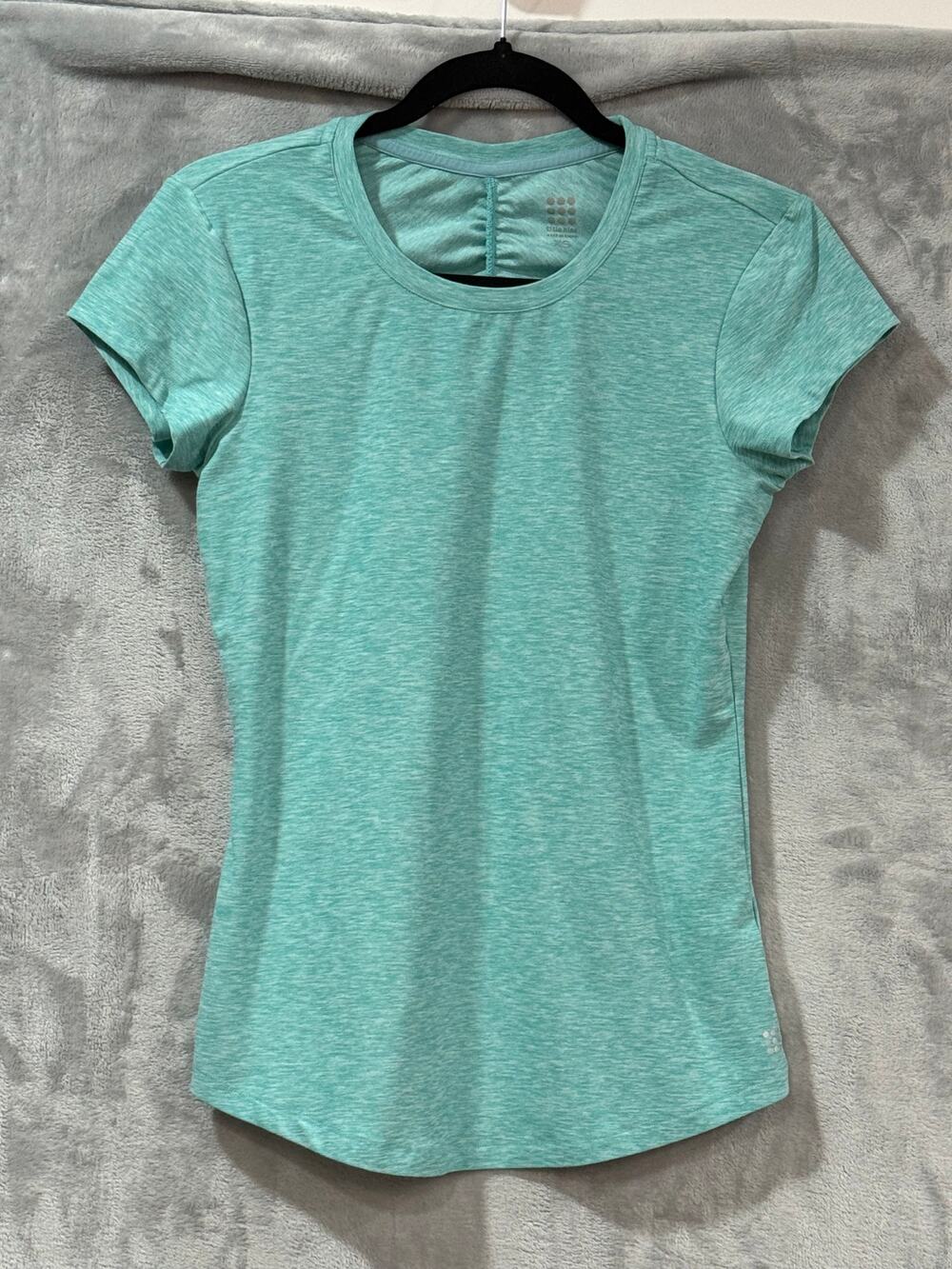 Title Nine Grace Tee Teal Green Ruched Back Athletic Tee Short Sleeve Women's XS